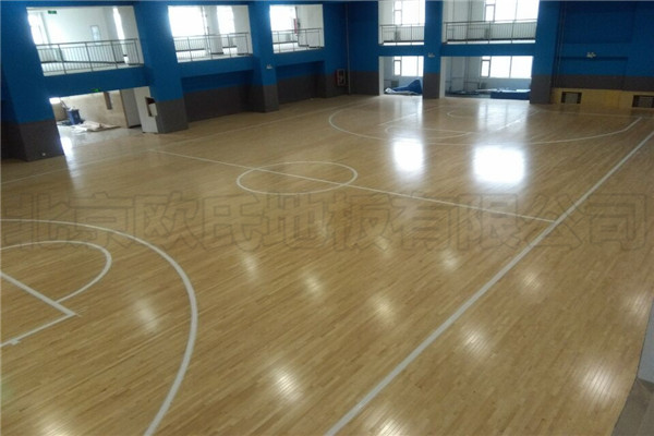 運(yùn)動木地板--山西陽泉市城區(qū)行政審批服務(wù)中心成功案例